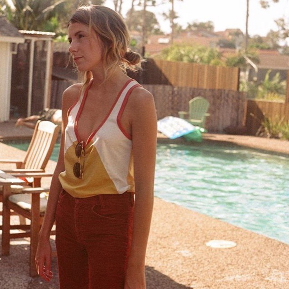 Camp Collection Sunrise Tank, size Medium